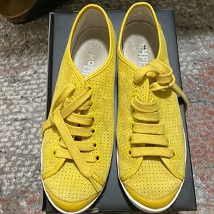 Camper Uno yellow suede sneakers size US 8/EU 39